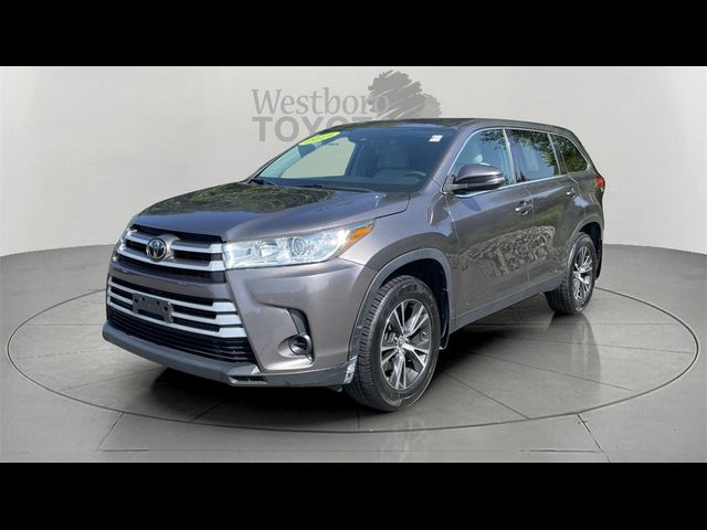 2019 Toyota Highlander LE