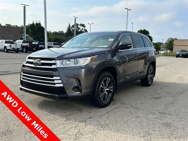 2019 Toyota Highlander LE