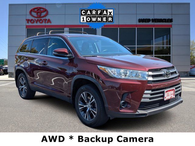 2019 Toyota Highlander LE