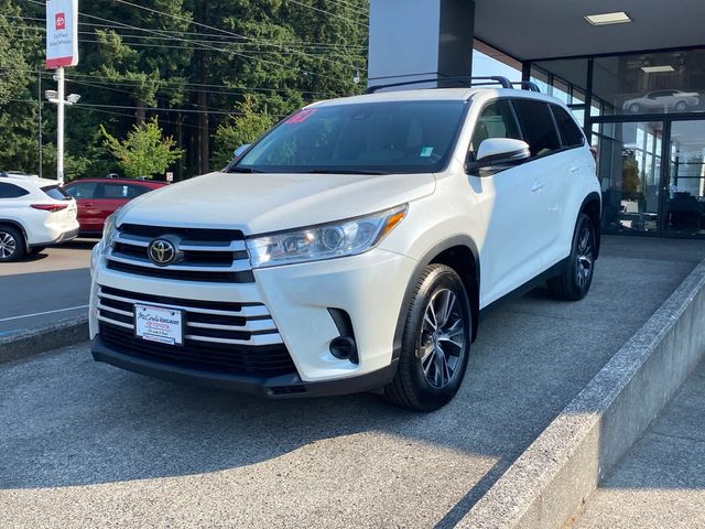 2019 Toyota Highlander LE