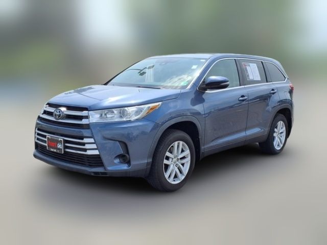 2019 Toyota Highlander LE