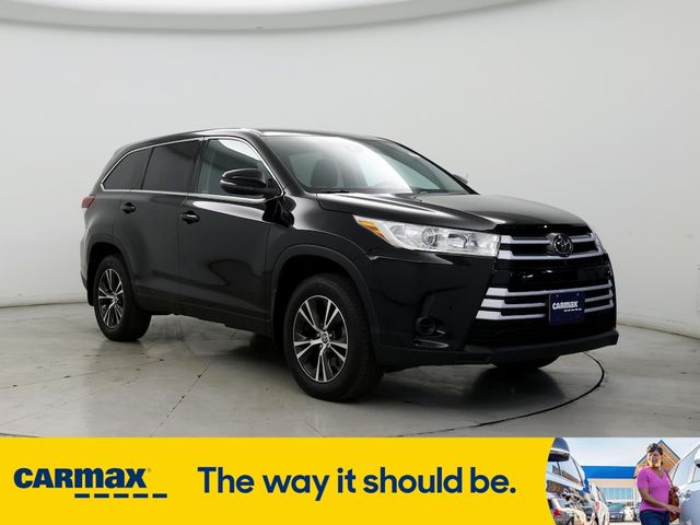 2019 Toyota Highlander LE