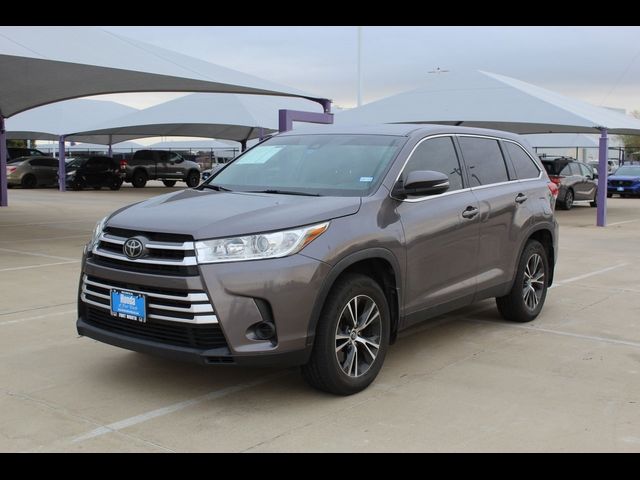 2019 Toyota Highlander LE