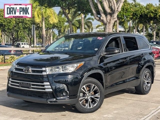 2019 Toyota Highlander LE