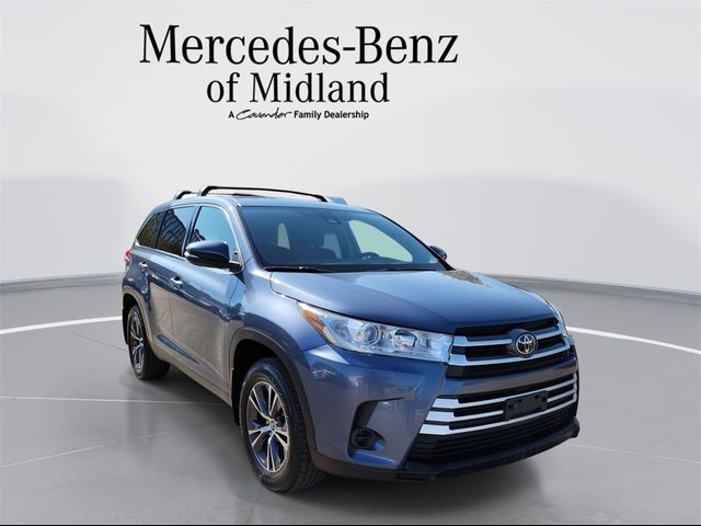 2019 Toyota Highlander LE