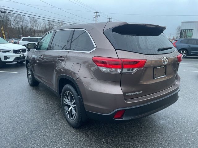 2019 Toyota Highlander LE