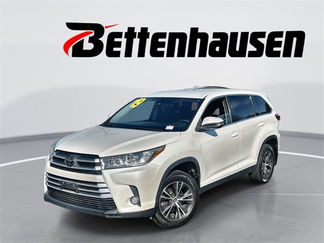 2019 Toyota Highlander 