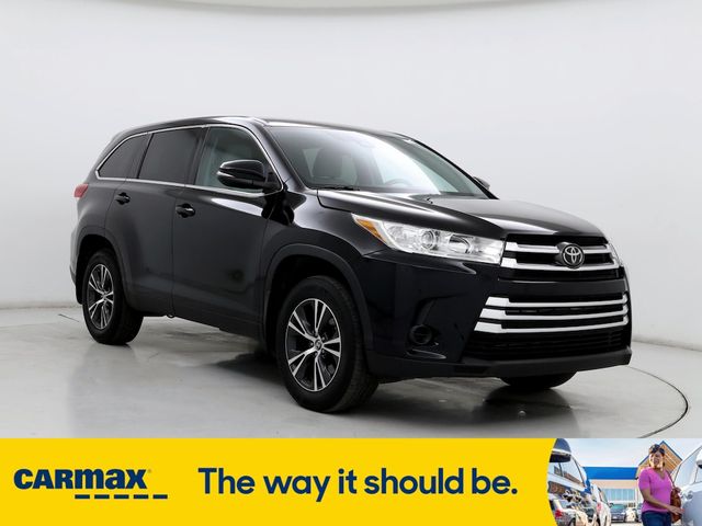 2019 Toyota Highlander LE