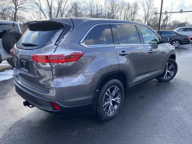 2019 Toyota Highlander LE