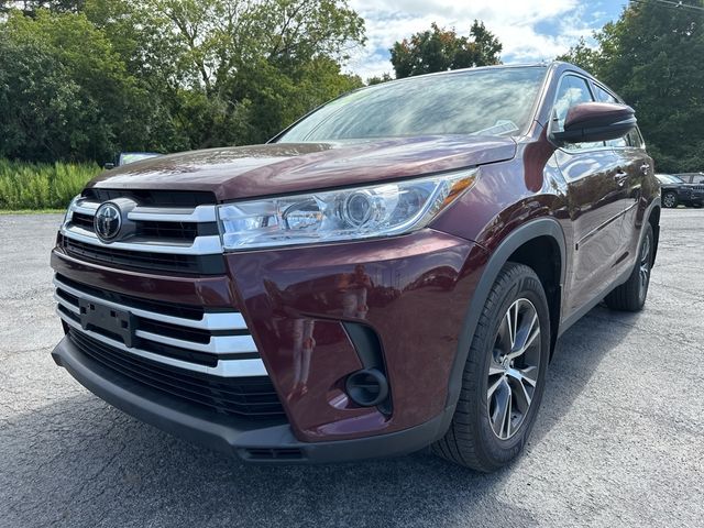 2019 Toyota Highlander LE