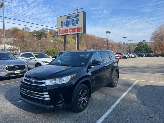 2019 Toyota Highlander LE