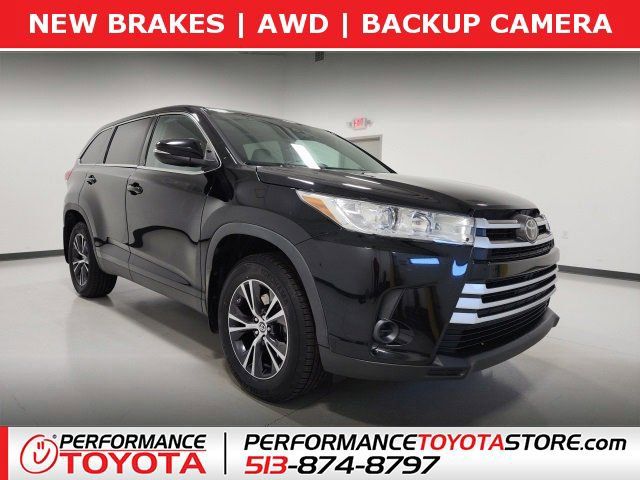 2019 Toyota Highlander LE