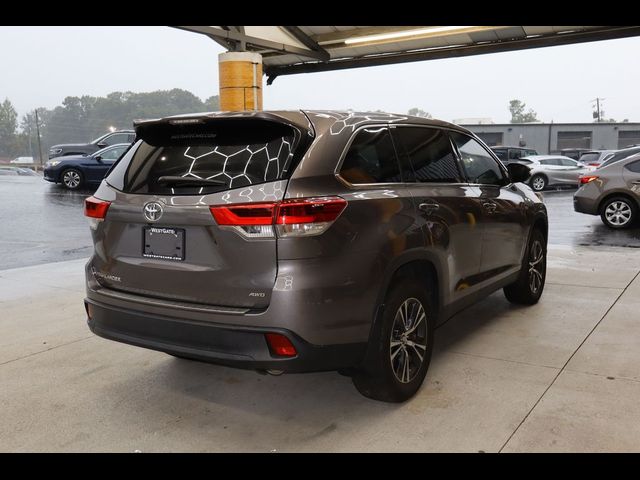 2019 Toyota Highlander LE