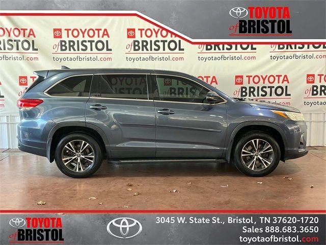 2019 Toyota Highlander 