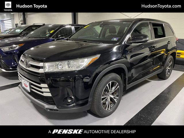 2019 Toyota Highlander LE