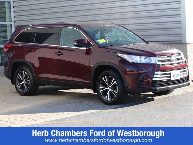 2019 Toyota Highlander LE