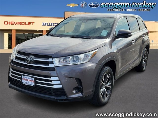 2019 Toyota Highlander LE