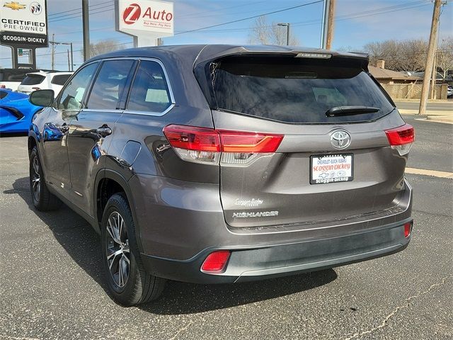 2019 Toyota Highlander LE