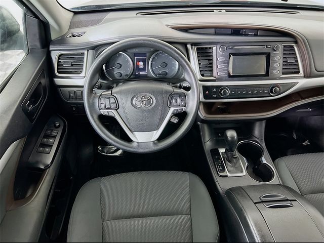 2019 Toyota Highlander LE