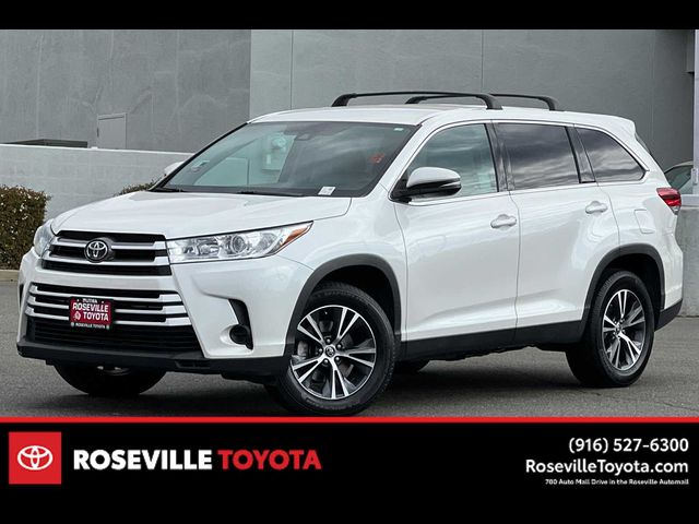 2019 Toyota Highlander LE