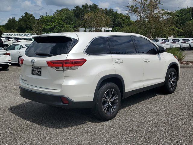 2019 Toyota Highlander LE