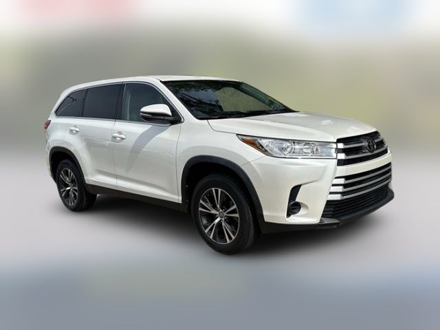 2019 Toyota Highlander LE