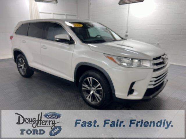 2019 Toyota Highlander LE