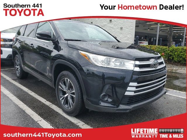 2019 Toyota Highlander LE