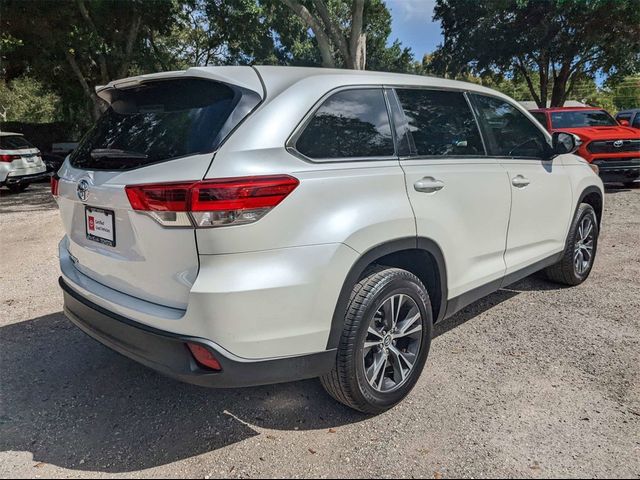 2019 Toyota Highlander LE