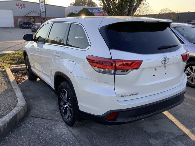 2019 Toyota Highlander LE