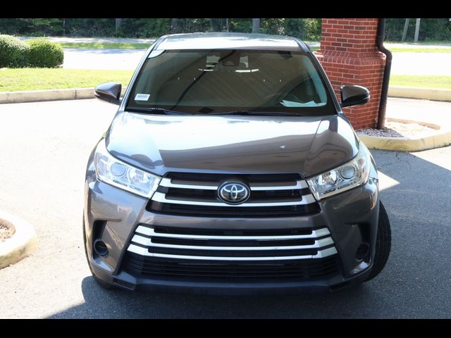 2019 Toyota Highlander LE