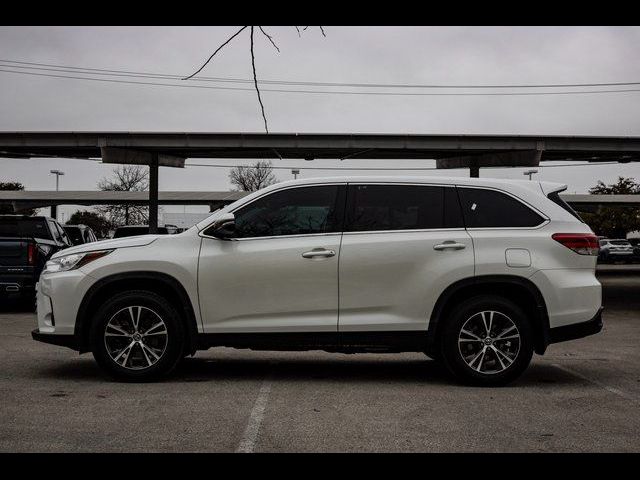 2019 Toyota Highlander LE