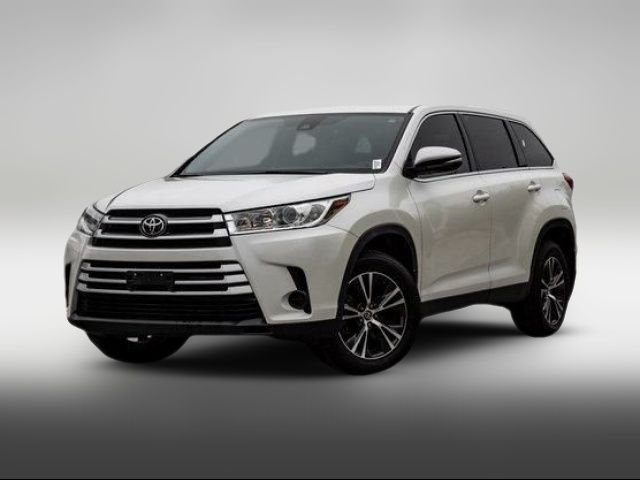 2019 Toyota Highlander LE