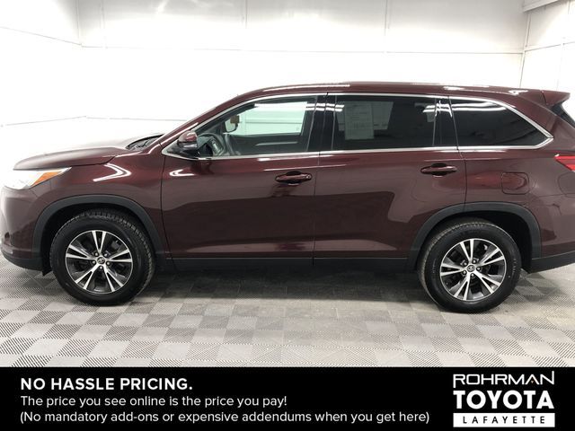 2019 Toyota Highlander LE