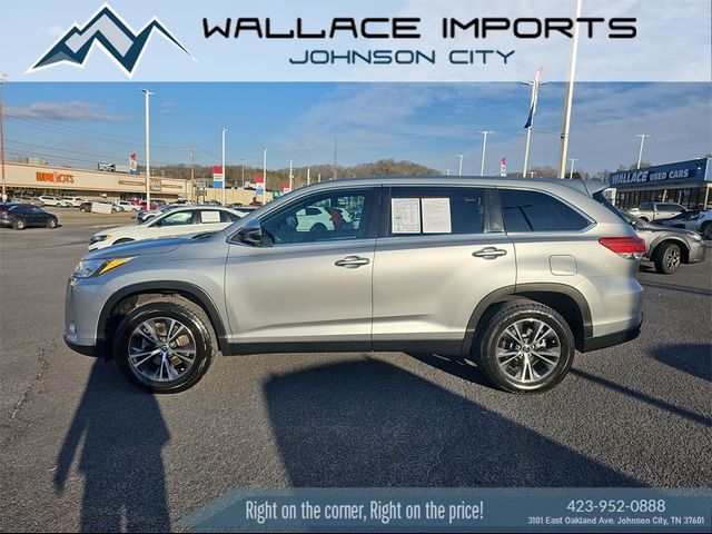 2019 Toyota Highlander LE