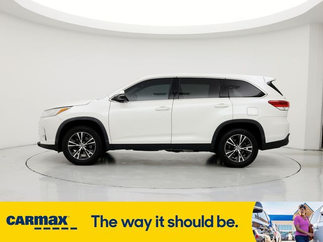 2019 Toyota Highlander LE