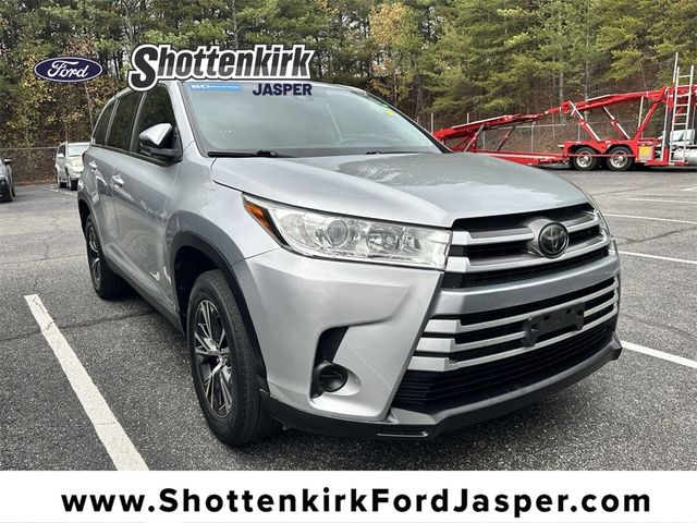 2019 Toyota Highlander LE