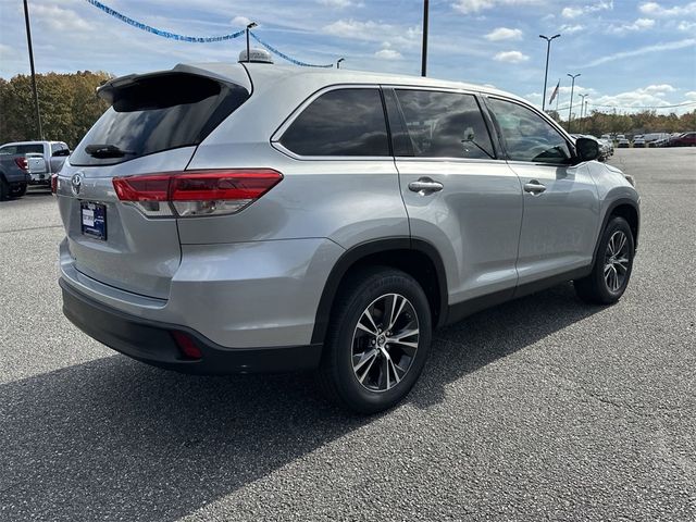 2019 Toyota Highlander LE