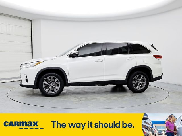 2019 Toyota Highlander LE