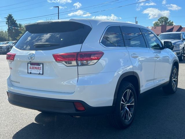 2019 Toyota Highlander LE