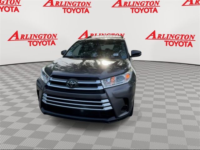 2019 Toyota Highlander LE