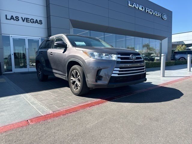 2019 Toyota Highlander LE