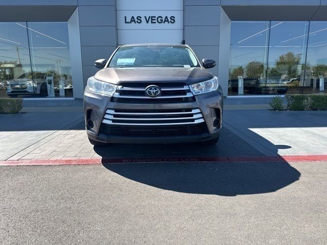 2019 Toyota Highlander LE