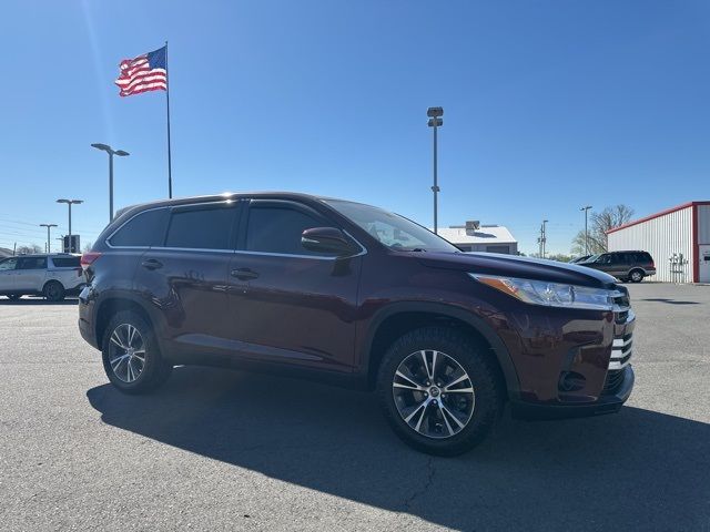 2019 Toyota Highlander LE