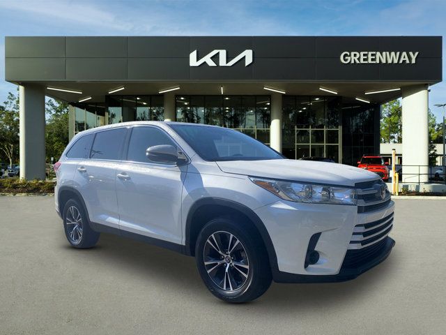 2019 Toyota Highlander LE