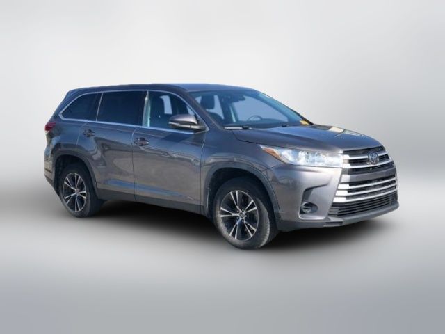 2019 Toyota Highlander LE