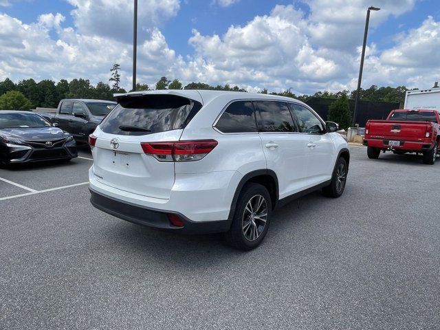 2019 Toyota Highlander LE