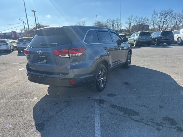 2019 Toyota Highlander LE