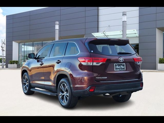 2019 Toyota Highlander LE