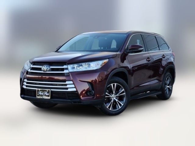 2019 Toyota Highlander LE
